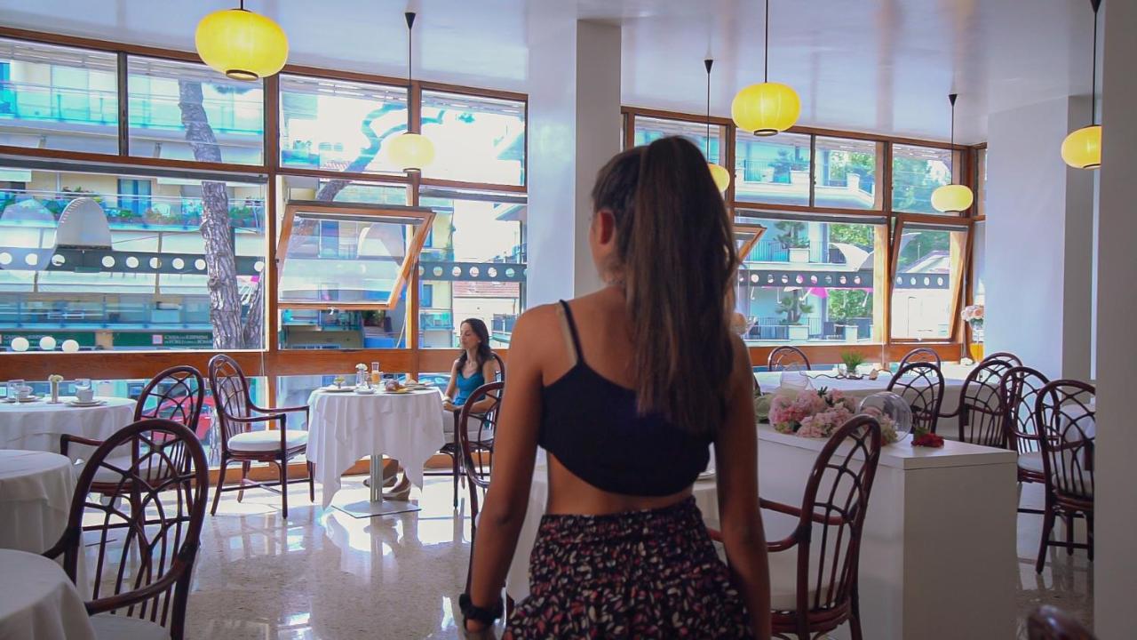 Hotel Pinocchio Каттолика Экстерьер фото